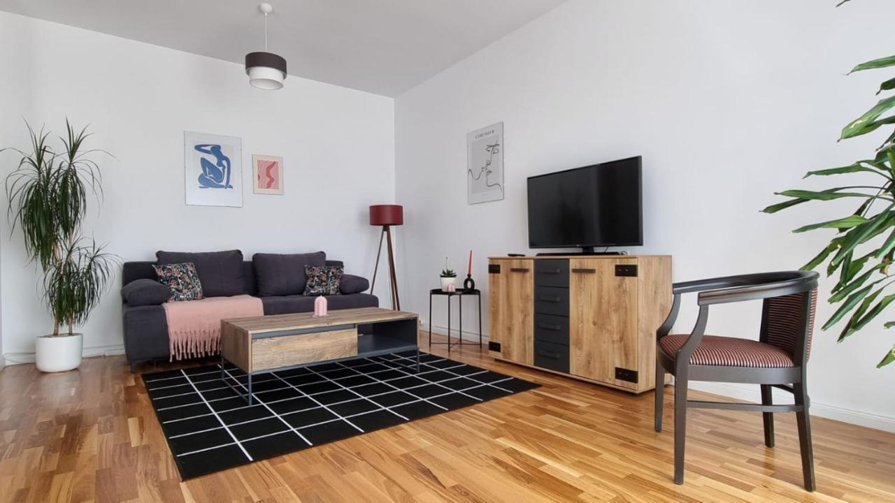 Penthouse Cosmopolit Apartamento Braşov Exterior foto